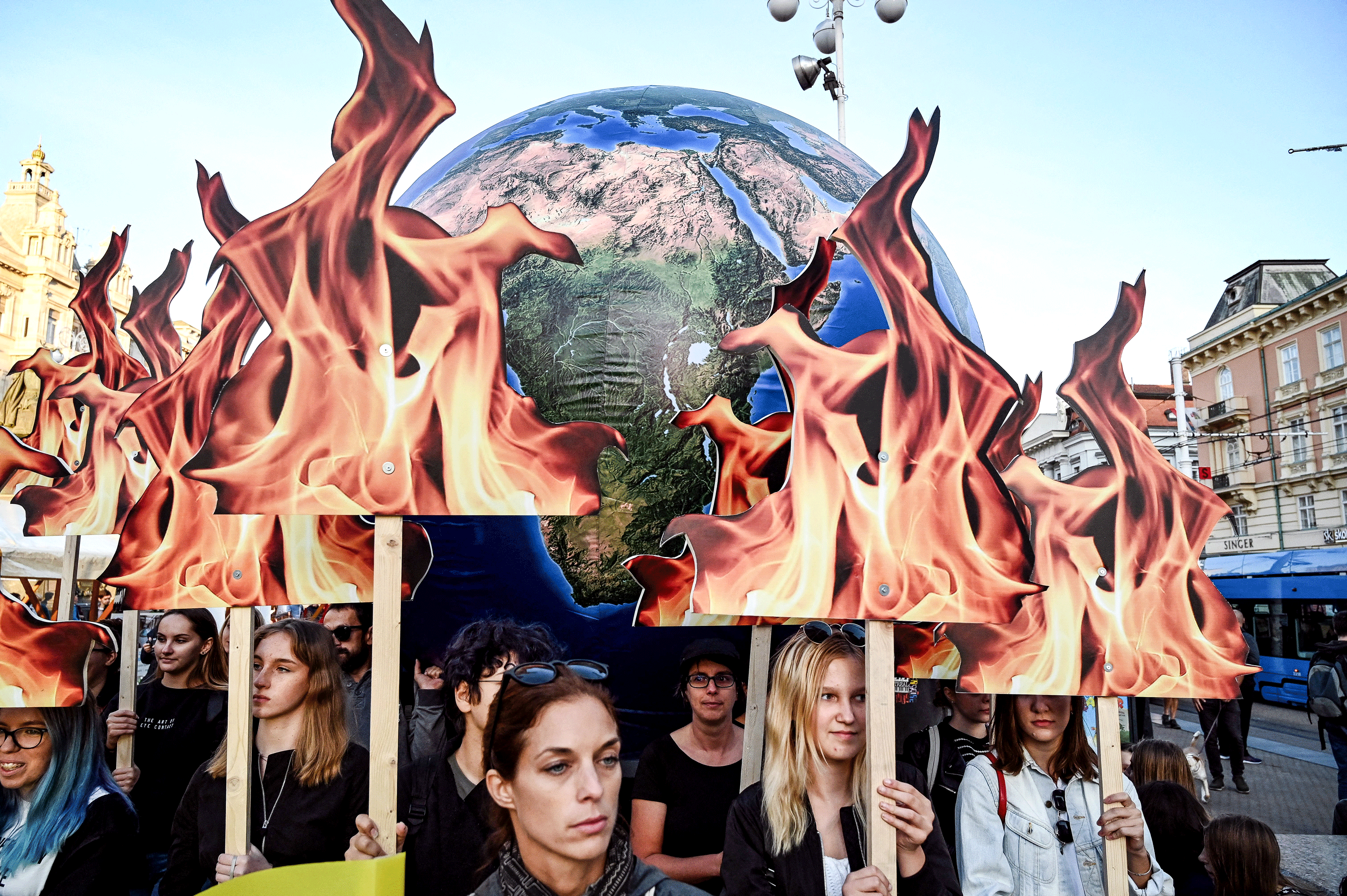 Meteorologists, Scientists Explain Why There Is ‘No Climate Emergency’